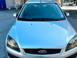 Grigio Usata 2006 Ford Focus Station wagon | 2450 € (Ottimo prezzo)