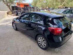 Nero Usata 2017 Mercedes A180 Tre volumi | 13.500 €