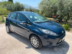 Usata 2010 Ford Fiesta Due volumi | 3000 € (Super prezzo)