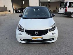 Bianco Usata 2015 Smart ForFour Passion Due volumi | 8997 € (Buon prezzo)