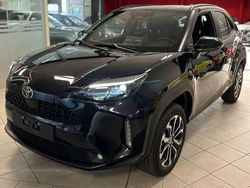 Nero Nuova 2025 Toyota Yaris Cross Trend SUV | 26.990 € (Buon prezzo)