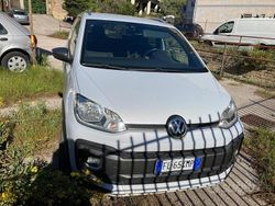 Bianco Usata 2017 VW up! Due volumi | 8800 € (Buon prezzo)