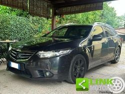 Grigio Usata 2012 Honda Accord Elegance Station wagon | 9000 €
