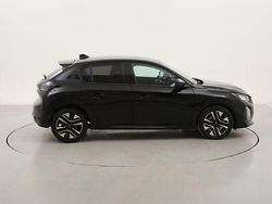 Usata 2025 Peugeot 208 Allure Due volumi | 16.990 € (Ottimo prezzo)