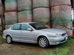Usata 2002 Jaguar X-type Tre volumi | 3000 € (Buon prezzo)