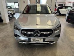Argento Usata 2024 Mercedes GLA180 SUV | 36.700 € (Super prezzo)