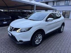 Bianco / perlato Usata 2017 Nissan Qashqai Acenta SUV | 13.400 € (Buon prezzo)
