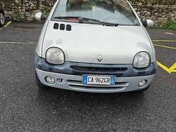 Usata 2002 Renault Twingo Due volumi | 1600 € (Ottimo prezzo)