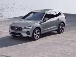 Grigio Nuova 2025 Volvo XC60 Plus SUV | 55.400 € (Ottimo prezzo)