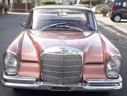 Mercedes W111