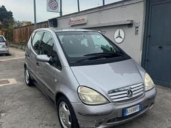 Grigio Usata 2000 Mercedes A160 Classic Tre volumi | 1500 € (Ottimo prezzo)