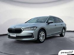 Argento metallizzato Usata 2024 Skoda Superb Selection Station wagon | 34.900 € (Molto cara)