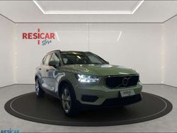 Bianco Usata 2021 Volvo XC40 Momentum SUV | 22.800 € (Buon prezzo)