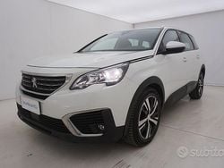 Bianco Usata 2020 Peugeot 5008 Business-Line SUV | 15.490 € (Super prezzo)