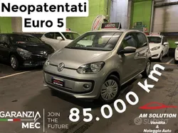 Argento Usata 2013 VW up! Due volumi | 6450 € (Buon prezzo)