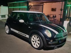 Usata 2004 Mini Cooper Due volumi | 3500 € (Buon prezzo)