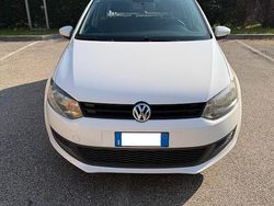 Bianco Usata 2013 VW Polo Tre volumi | 7200 € (Buon prezzo)
