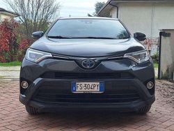 Nero Usata 2018 Toyota RAV4 Hybrid SUV | 15.000 € (Buon prezzo)
