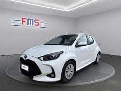 Bianco Usata 2023 Toyota Yaris Hybrid Active Due volumi | 15.400 € (Ottimo prezzo)