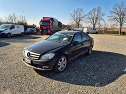 Nero Usata 2009 Mercedes C200 Tre volumi | 8900 € (Buon prezzo)