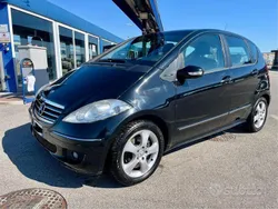 Nero Usata 2007 Mercedes A150 Avantgarde Due volumi | 2450 € (Buon prezzo)