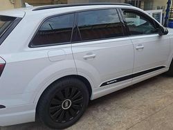 Usata 2015 Audi Q7 Business SUV | 25.000 € (Ottimo prezzo)