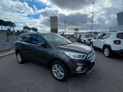 Grigio Usata 2019 Ford Kuga S SUV | 18.900 € (Buon prezzo)