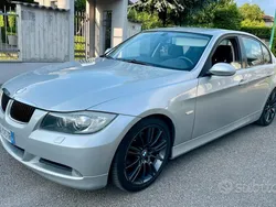Usata 2008 BMW 320 Tre volumi | 4800 € (Buon prezzo)