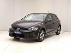 Nero Nuova 2025 VW Polo Life Tre volumi | 22.500 € (Buon prezzo)