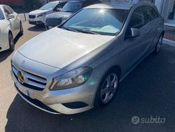 Argento Usata 2013 Mercedes A180 Executive Tre volumi | 10.400 € (Buon prezzo)