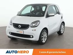 Bianco Usata 2019 Smart ForTwo Coupé Passion Due volumi | 14.199 € (Buon prezzo)