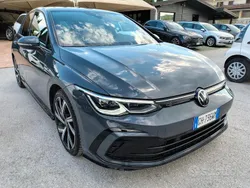 Usata 2022 VW Golf VIII R-line Tre volumi | 22.300 € (Buon prezzo)