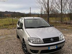 Usata 2004 Fiat Punto Due volumi | 2000 € (Buon prezzo)