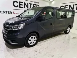 Grigio scuro Usata 2023 Renault Trafic Zen Furgone | 27.900 € (Ottimo prezzo)