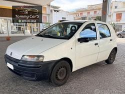 Bianco Usata 1999 Fiat Punto Tre volumi | 850 € (Buon prezzo)