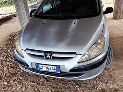 Grigio Usata 2001 Peugeot 307 Tre volumi | 1200 €