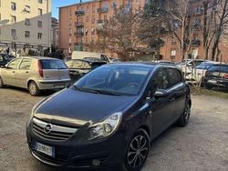 Usata 2010 Opel Corsa Club Tre volumi | 4000 € (Buon prezzo)