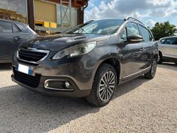 Grigio Usata 2014 Peugeot 2008 SUV | 10.890 € (Molto cara)
