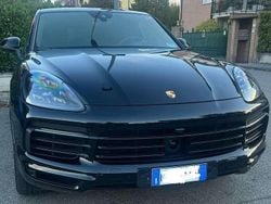 Nero Usata 2020 Porsche Cayenne SUV | 65.000 €