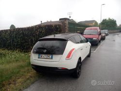 Bianco Usata 2009 Lancia Delta Due volumi | 6400 € (Cara)