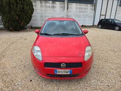 Rosso Usata 2007 Fiat Grande Punto Emotion Due volumi | 1499 € (Super prezzo)