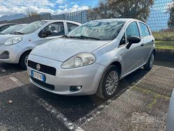 Grigio Usata 2010 Fiat Grande Punto Due volumi | 1900 € (Super prezzo)