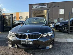 Nero Usata 2019 BMW 318 Sport Line Tre volumi | 20.499 € (Buon prezzo)
