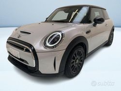 Nuova 2025 Mini Cooper SE Classic Due volumi | 30.820 €