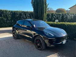 Usata 2016 Porsche Macan Turbo SUV | 40.500 € (Buon prezzo)