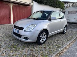 Usata 2007 Suzuki Swift GL Tre volumi | 3100 € (Buon prezzo)