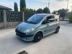 Grigio Usata 2005 Peugeot 1007 Monovolume | 2499 € (Cara)