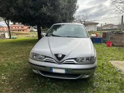 Usata 2000 Alfa Romeo 145 Due volumi | 900 € (Cara)