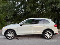 Bianco Usata 2011 Porsche Cayenne SUV | 18.500 € (Buon prezzo)