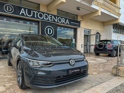 Grigio Usata 2021 VW Golf VIII Life Tre volumi | 17.990 € (Ottimo prezzo)